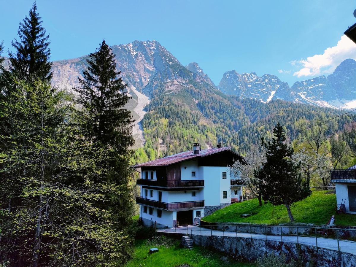 Appartamento Il Terrazzo Sulle Dolomiti Cibiana Esterno foto